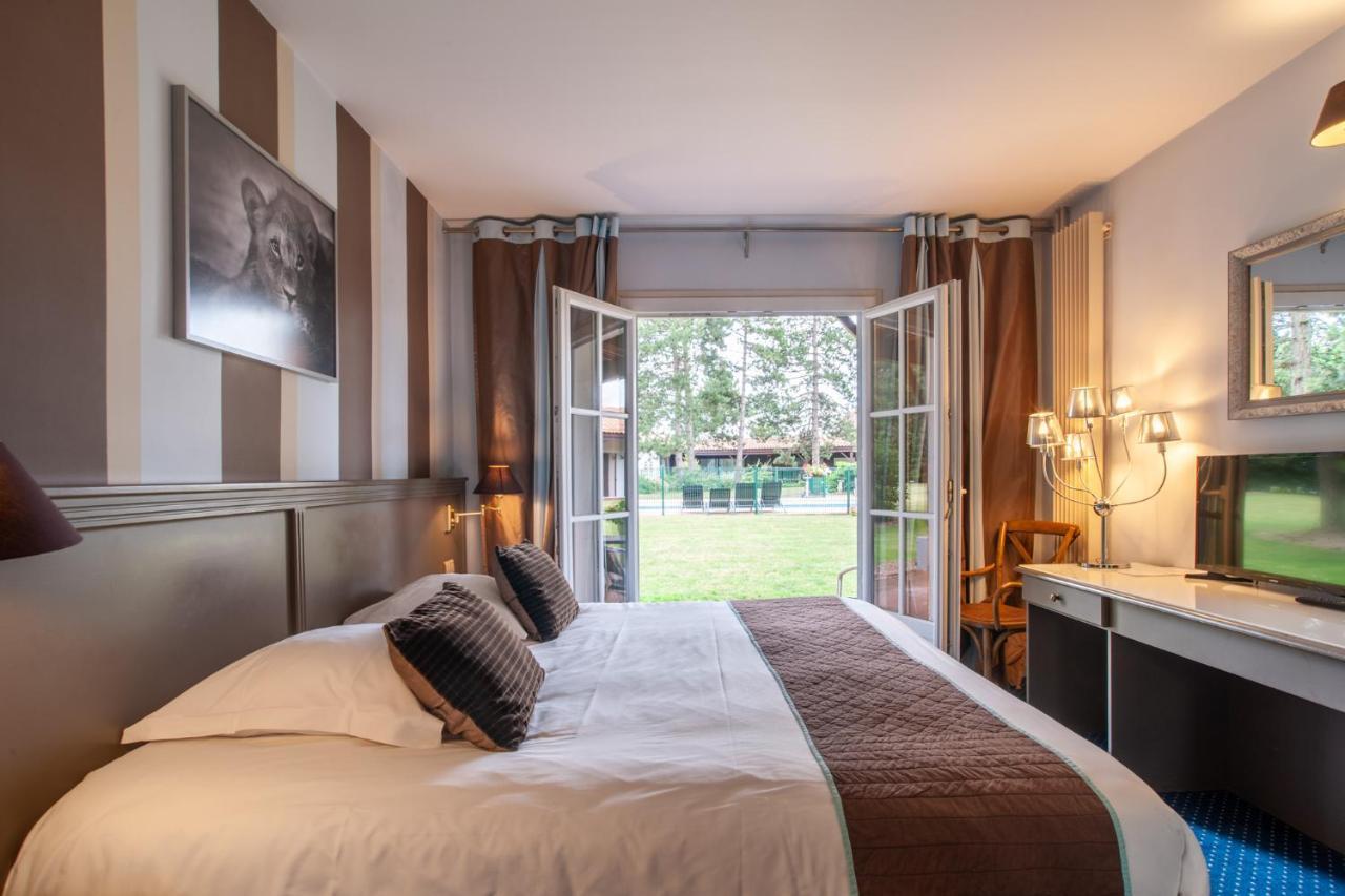 Logis Hotel & Restaurant - Lensotel Екстер'єр фото