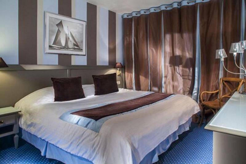 Logis Hotel & Restaurant - Lensotel Екстер'єр фото