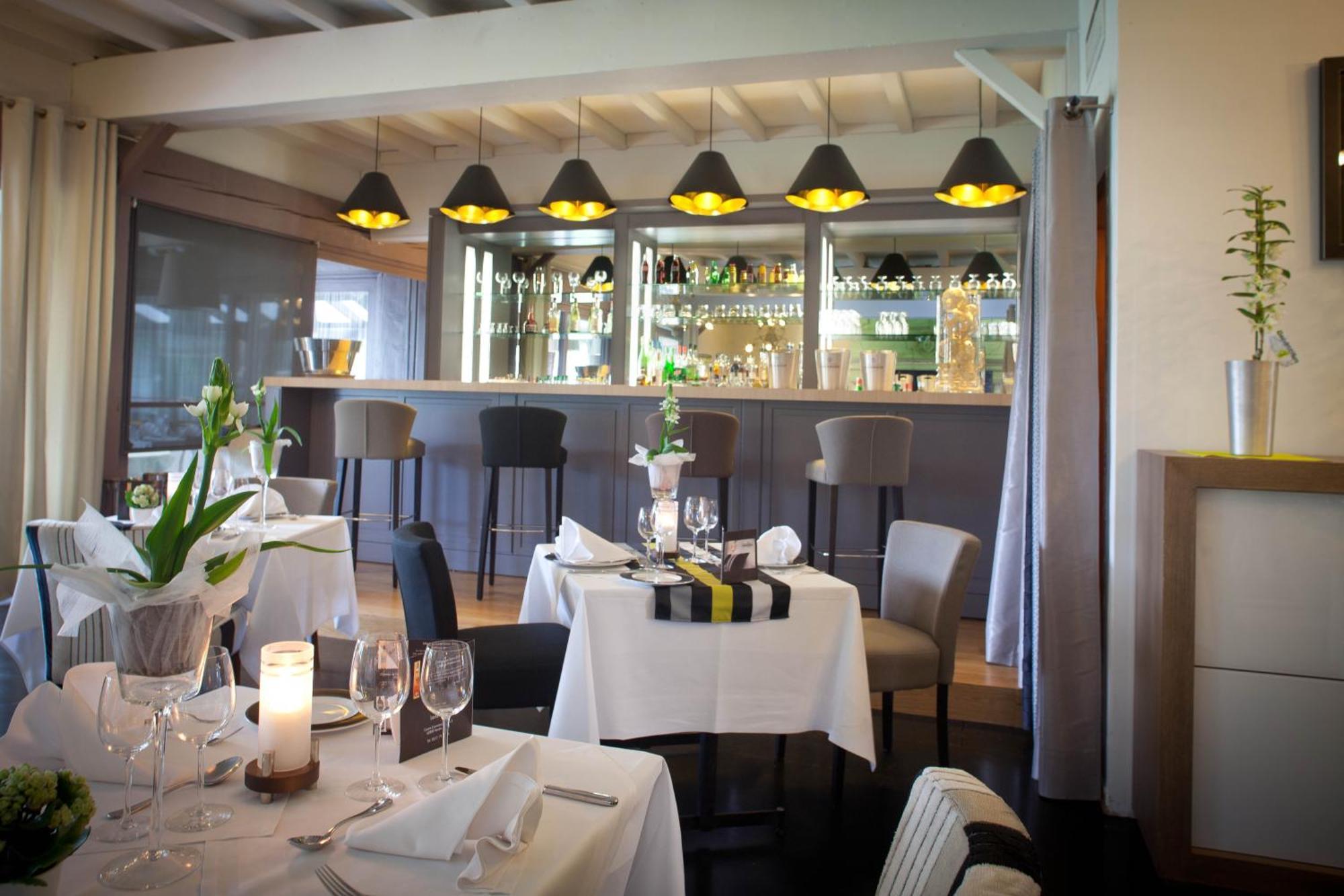 Logis Hotel & Restaurant - Lensotel Екстер'єр фото